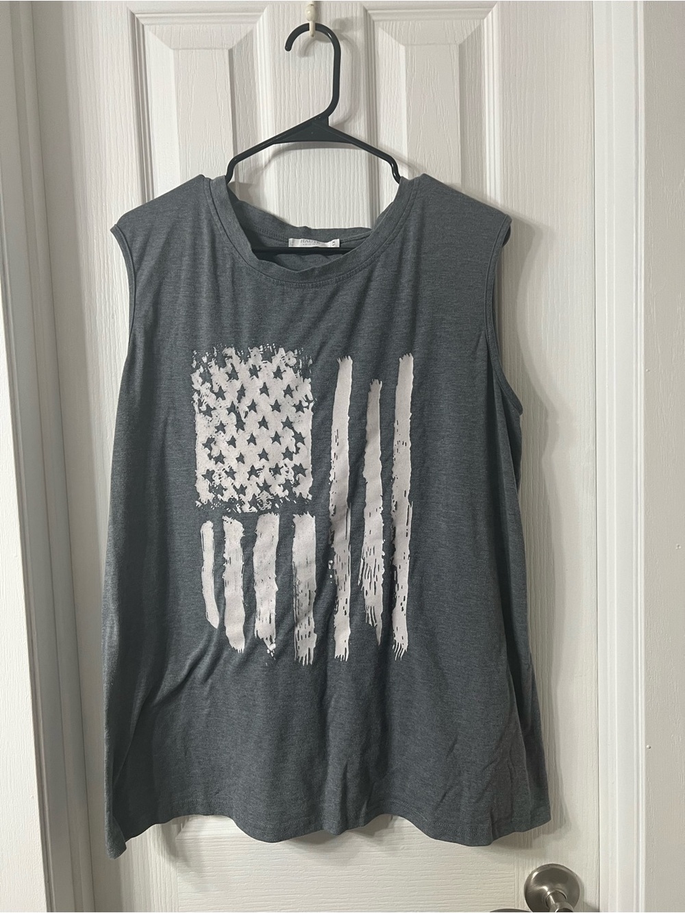 Sleeveless Charcoal Gray Flag Graphic Tank Top